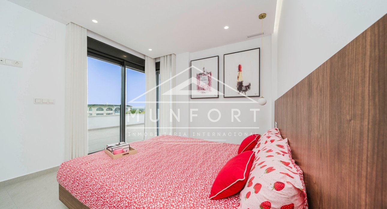 Resale - Villas -
Rojales