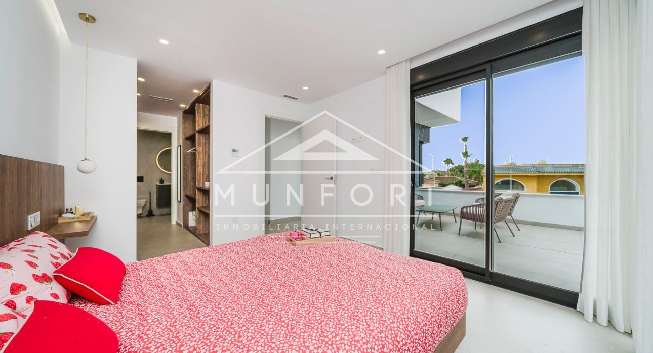 Resale - Villas -
Rojales