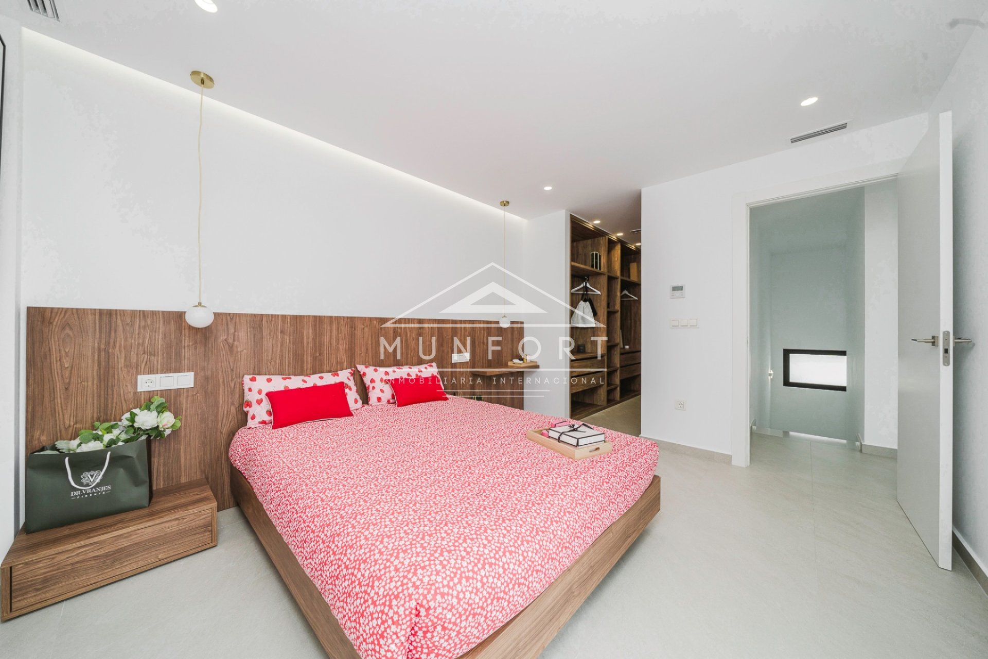 Resale - Villas -
Rojales