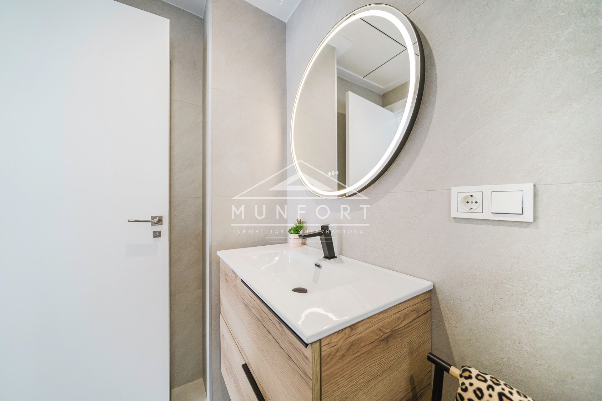 Resale - Villas -
Rojales