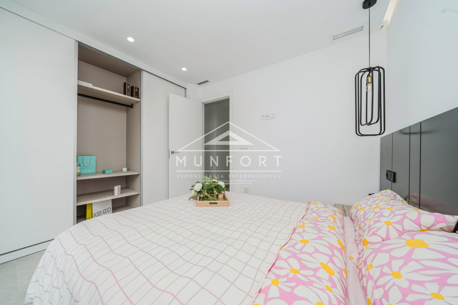 Resale - Villas -
Rojales