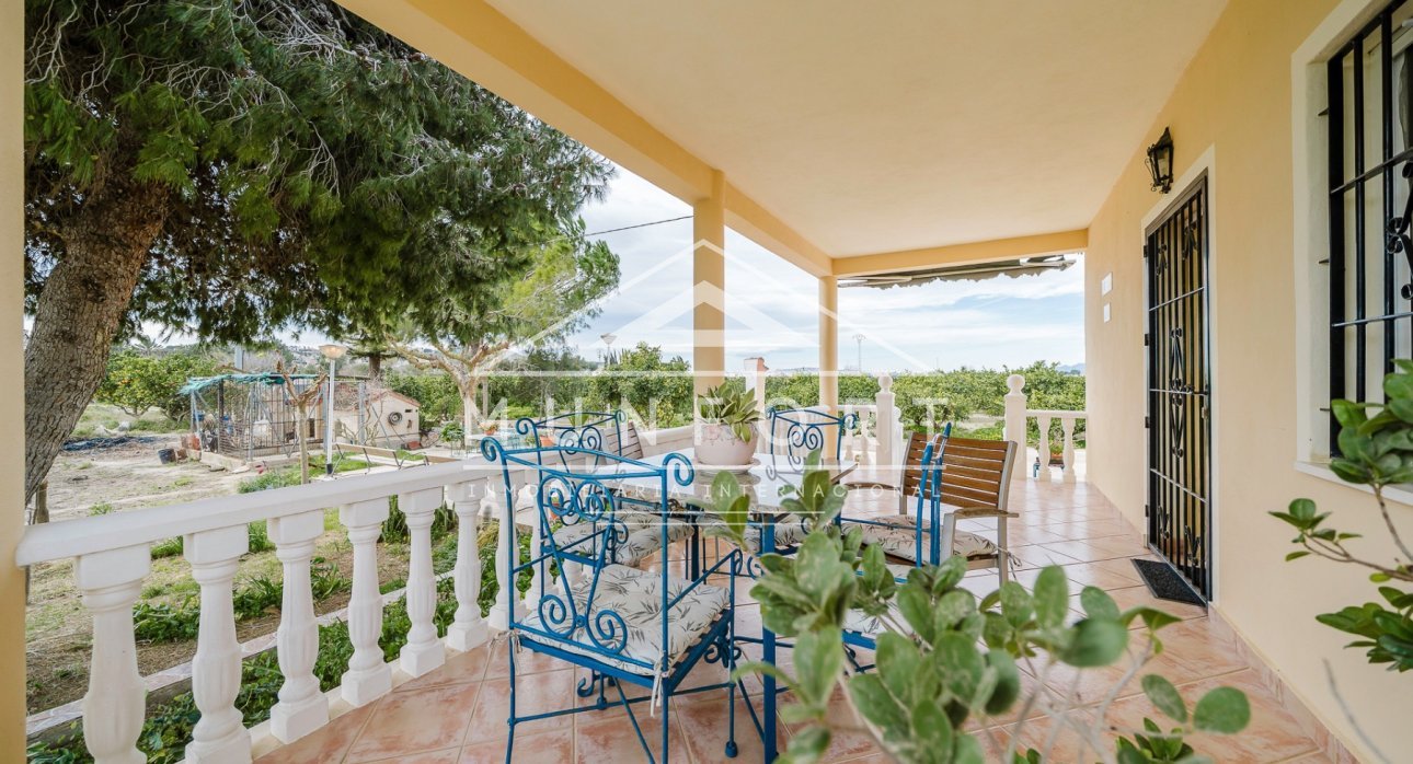 Resale - Villas -
Rojales