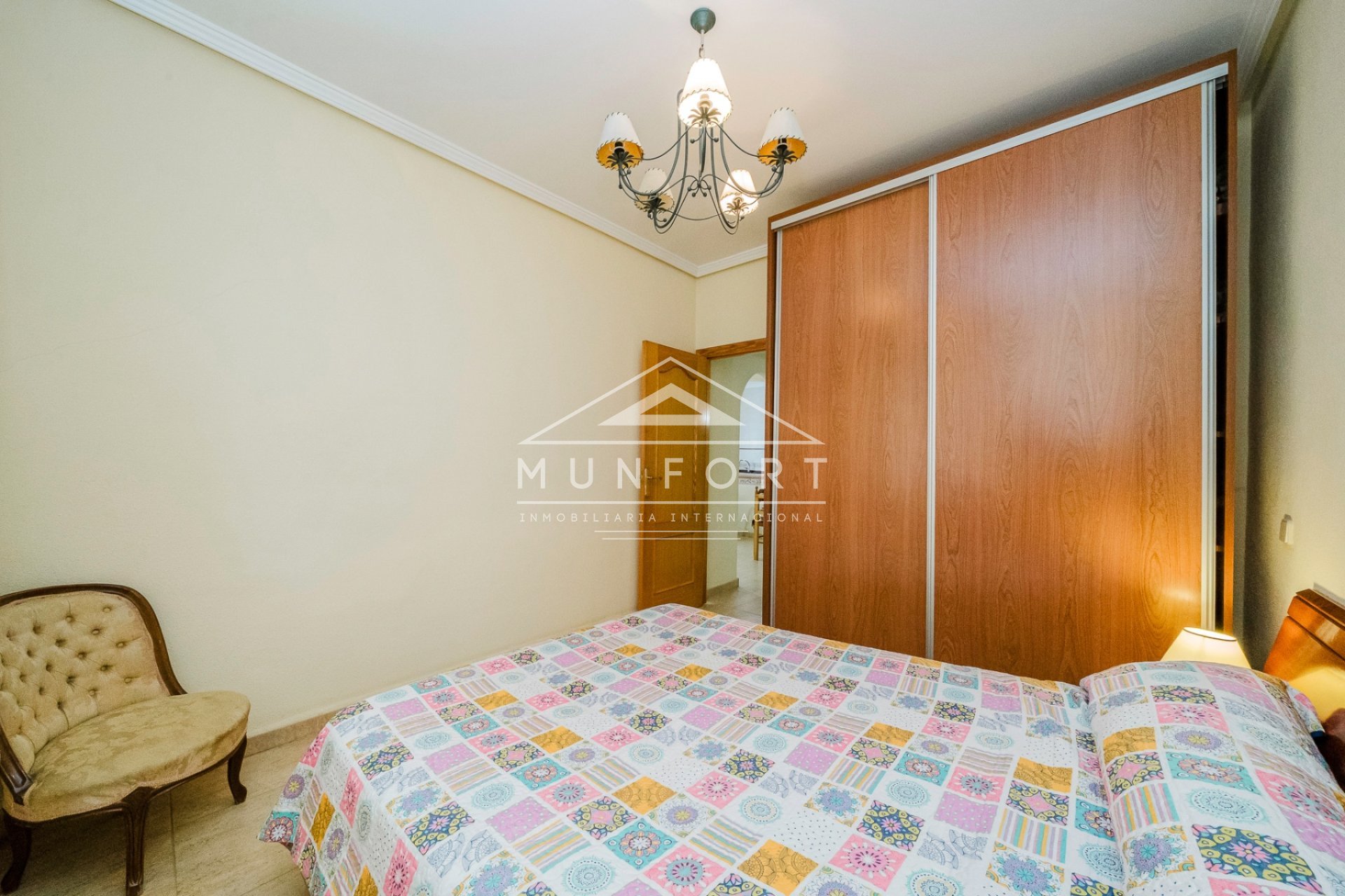 Resale - Villas -
Rojales