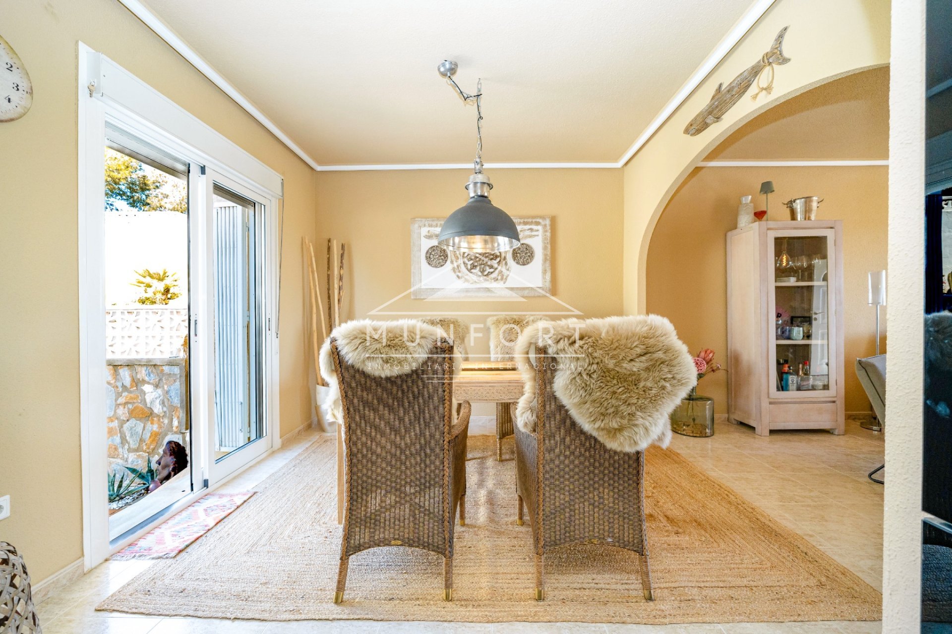 Resale - Villas -
Rojales