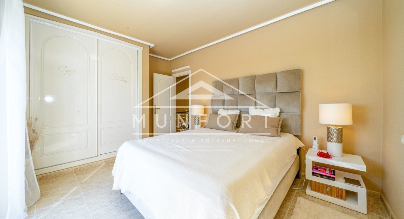 Resale - Villas -
Rojales