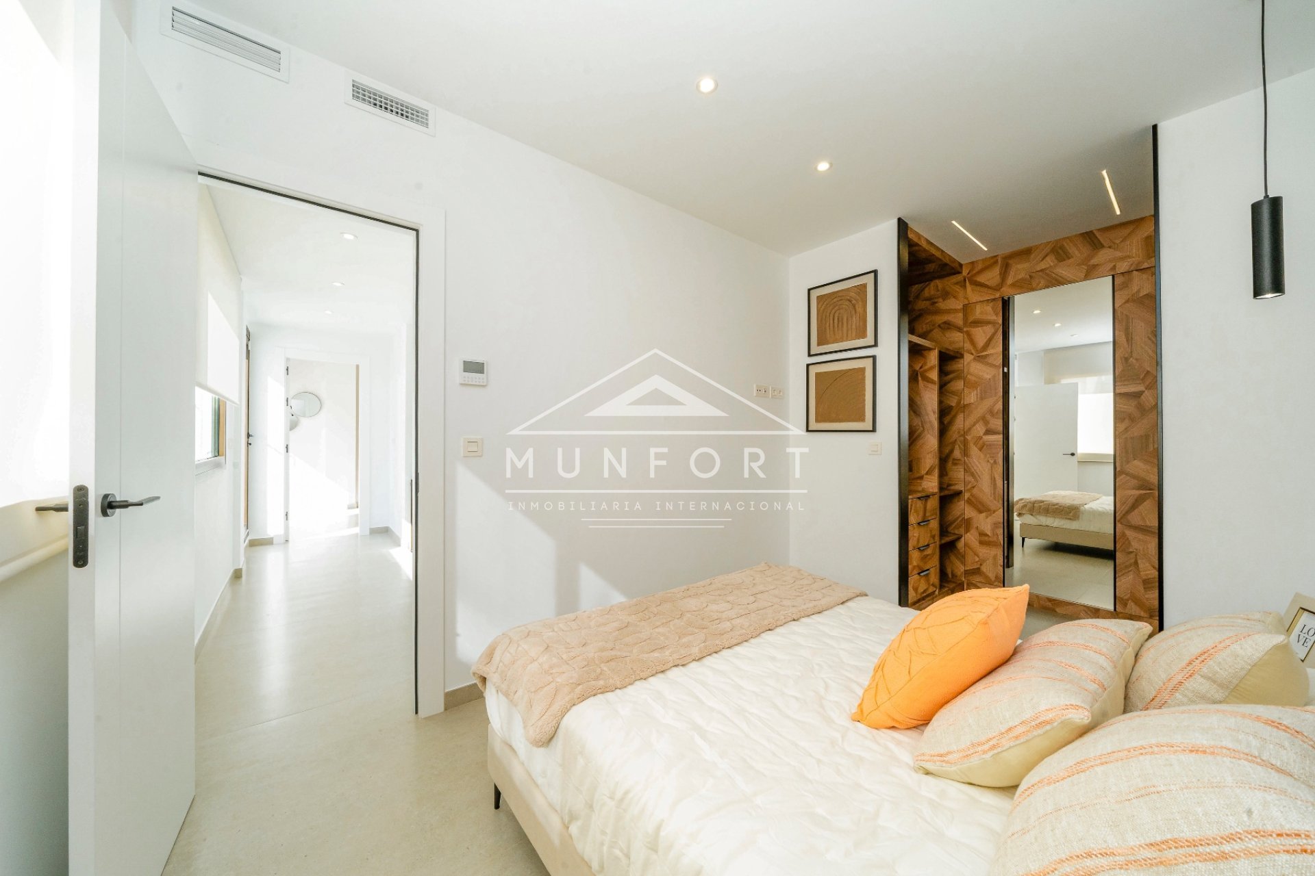 Resale - Villas -
Rojales