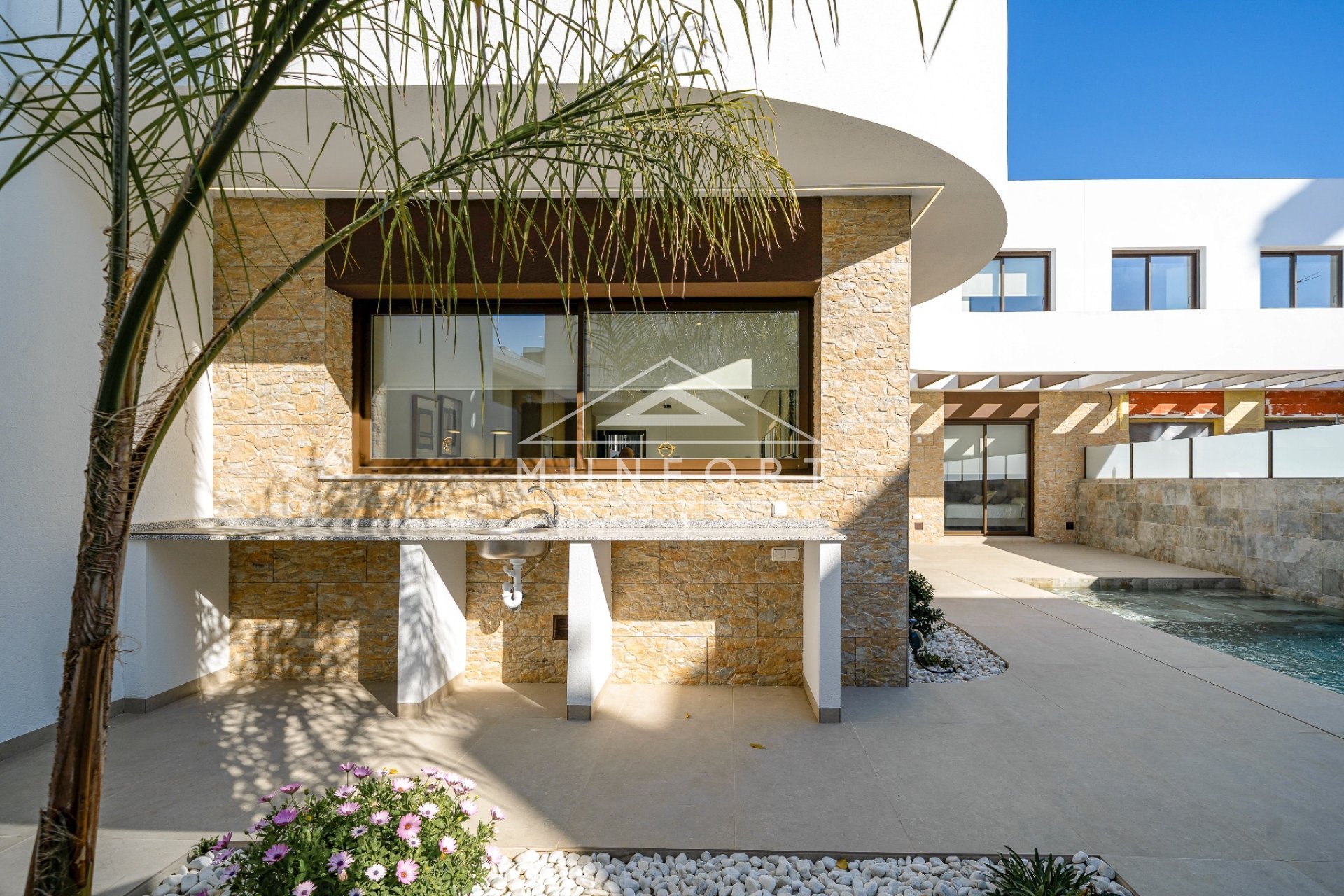 Resale - Villas -
Rojales