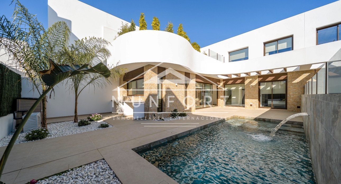 Resale - Villas -
Rojales