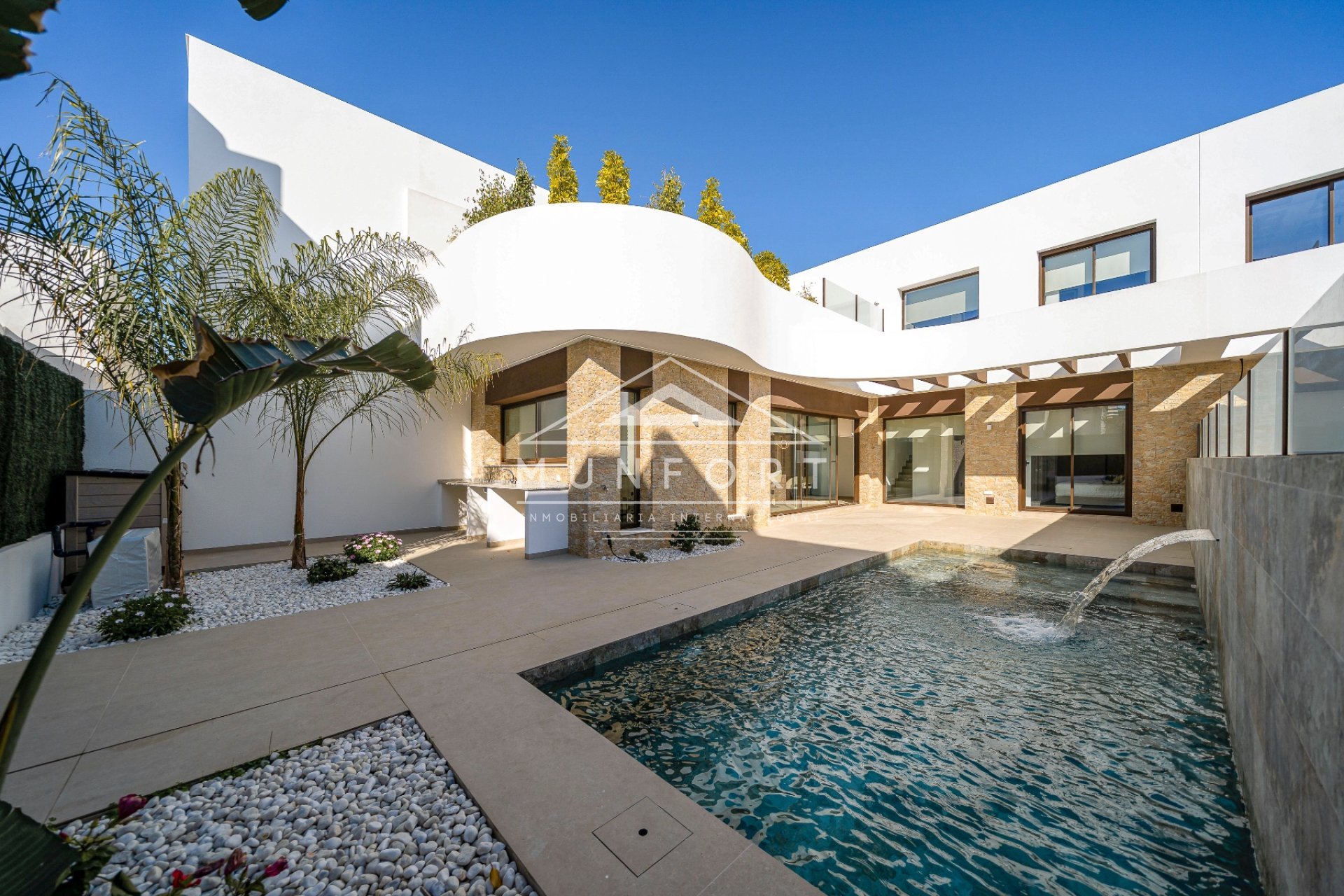 Resale - Villas -
Rojales