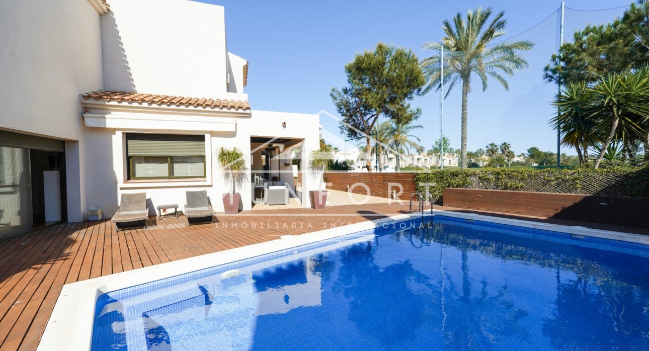 Resale - Villas -
San Javier - Roda Golf Resort