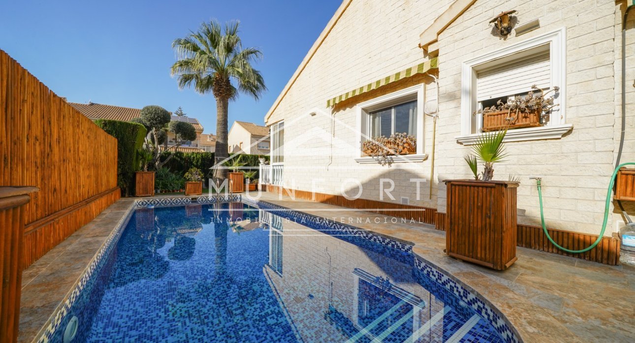 Resale - Villas -
San Javier