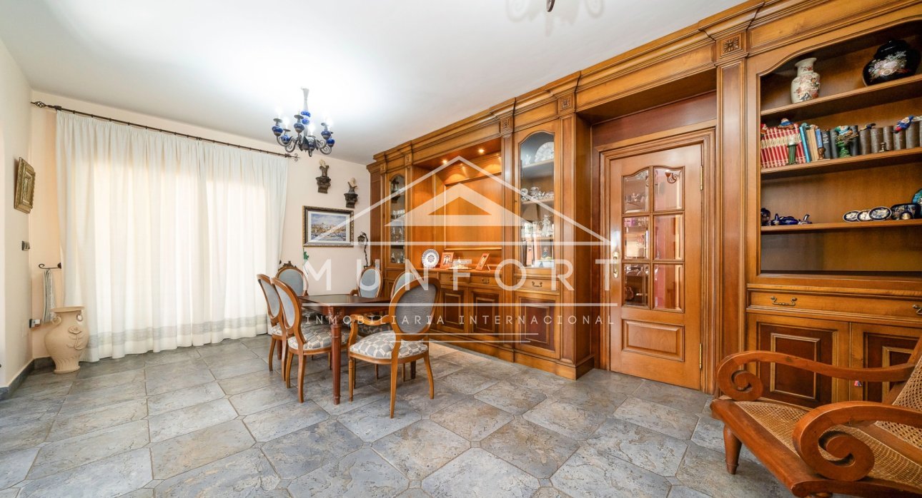 Resale - Villas -
San Javier