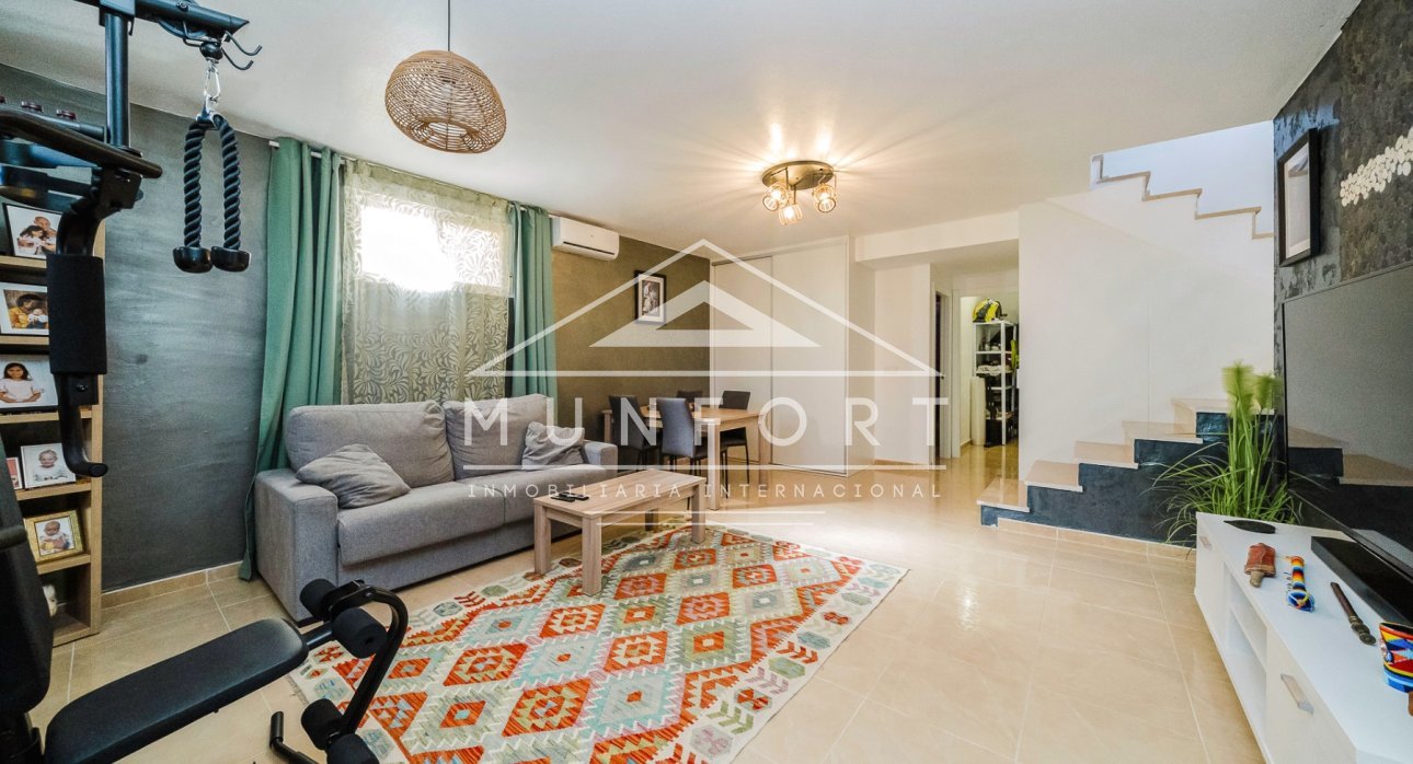 Resale - Villas -
San Miguel de Salinas - Ciudad de las Comunicaciones