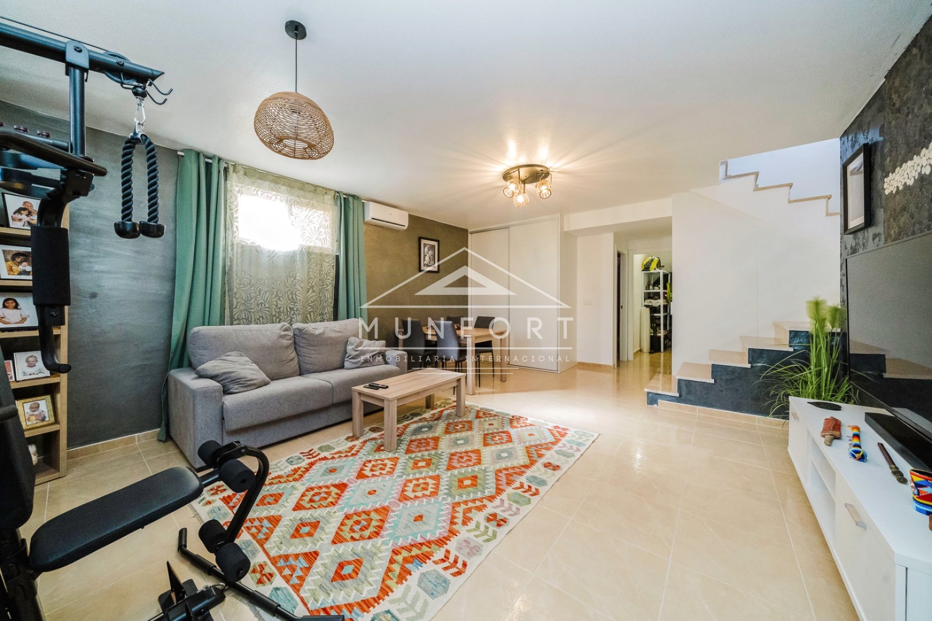 Resale - Villas -
San Miguel de Salinas - Ciudad de las Comunicaciones