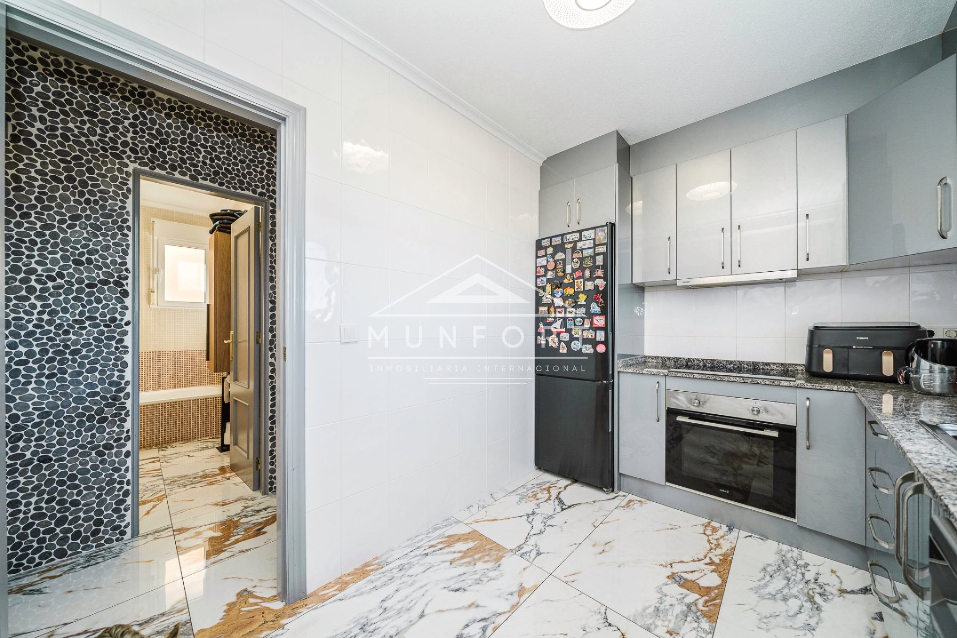 Resale - Villas -
San Miguel de Salinas - Ciudad de las Comunicaciones