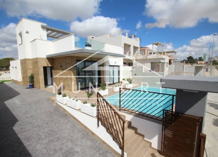 Resale - Villas -
San Miguel de Salinas
