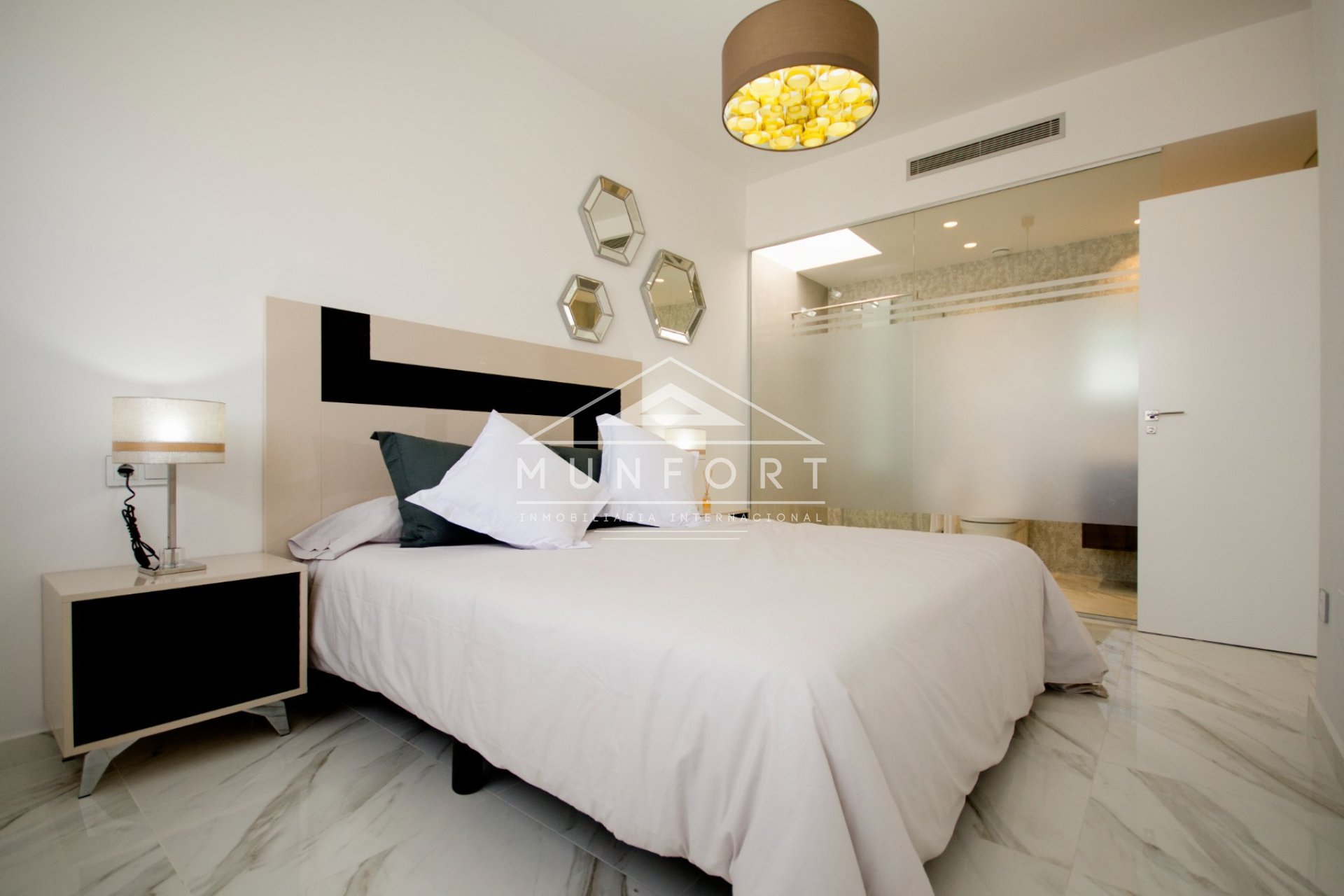 Resale - Villas -
San Miguel de Salinas