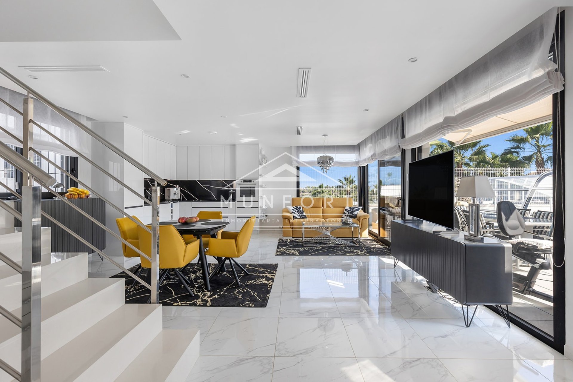 Resale - Villas -
San Miguel de Salinas