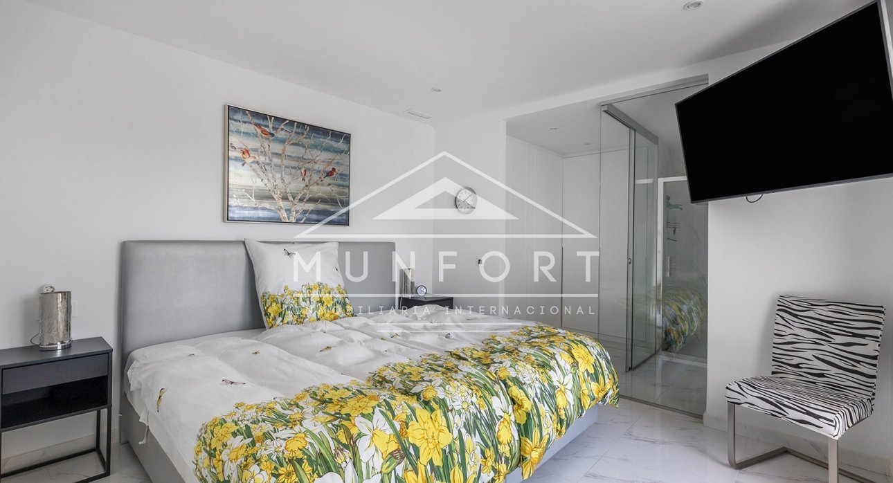 Resale - Villas -
San Miguel de Salinas