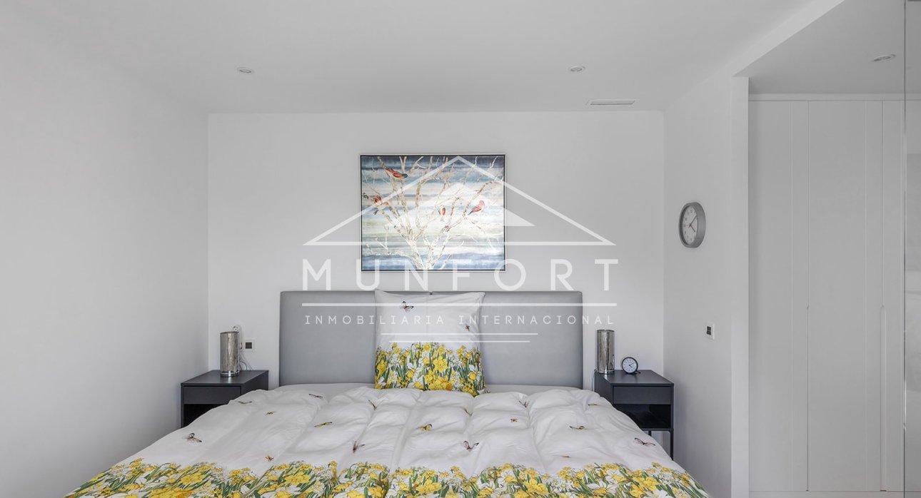 Resale - Villas -
San Miguel de Salinas