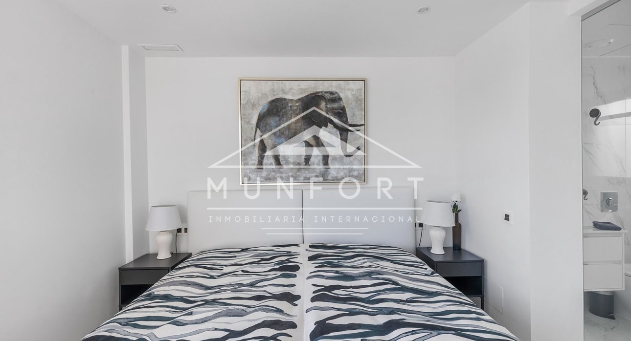 Resale - Villas -
San Miguel de Salinas