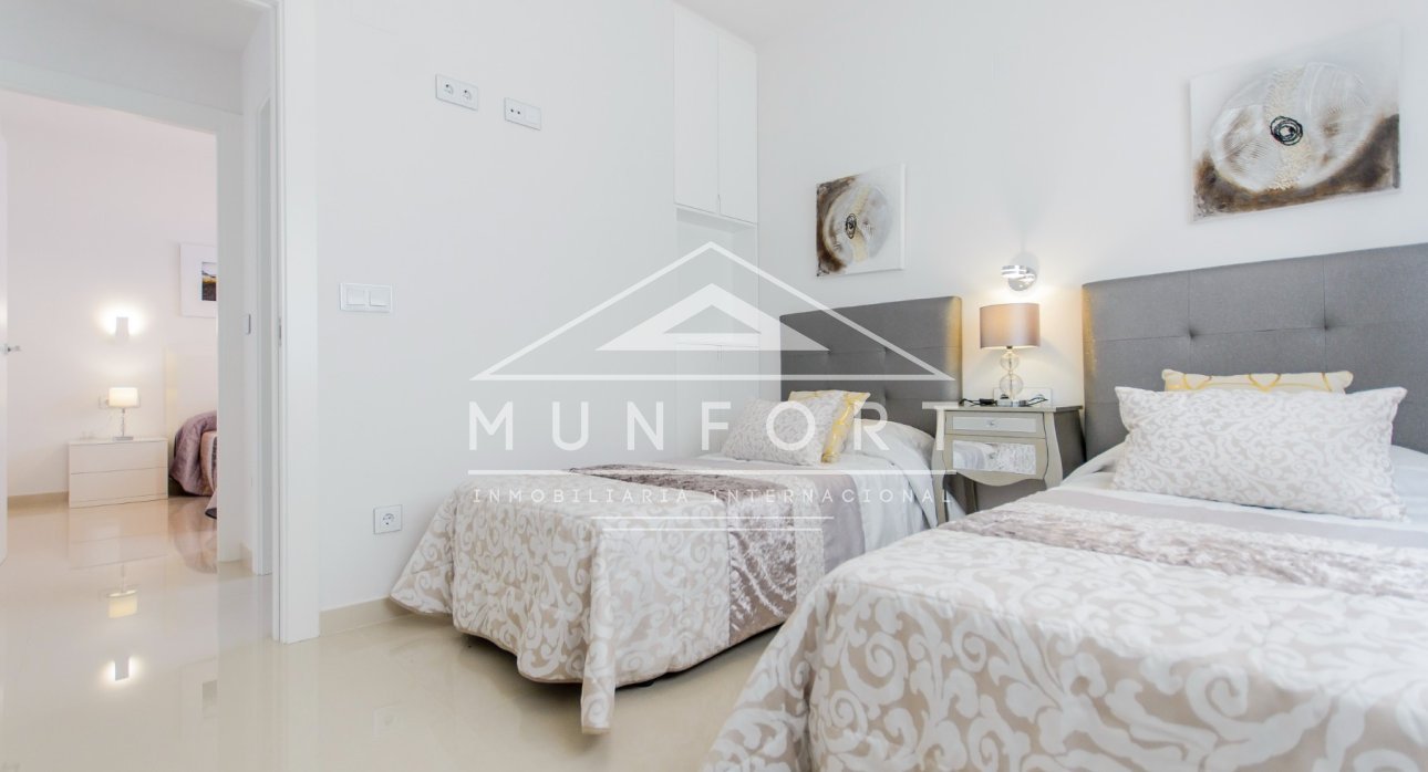 Resale - Villas -
San Miguel de Salinas