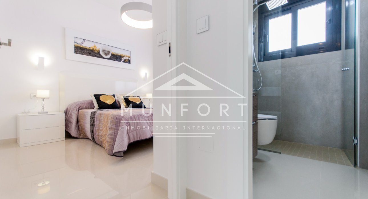 Resale - Villas -
San Miguel de Salinas