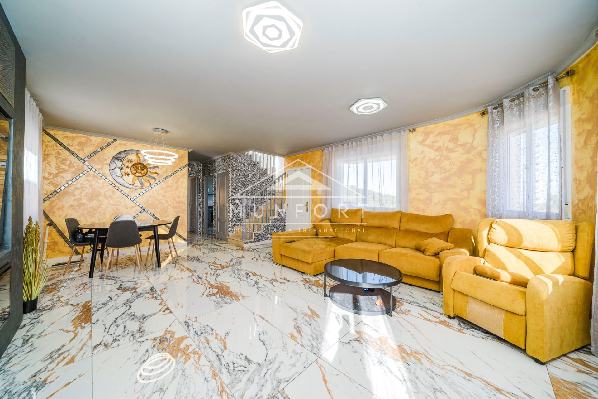 Resale - Villas -
San Miguel de Salinas