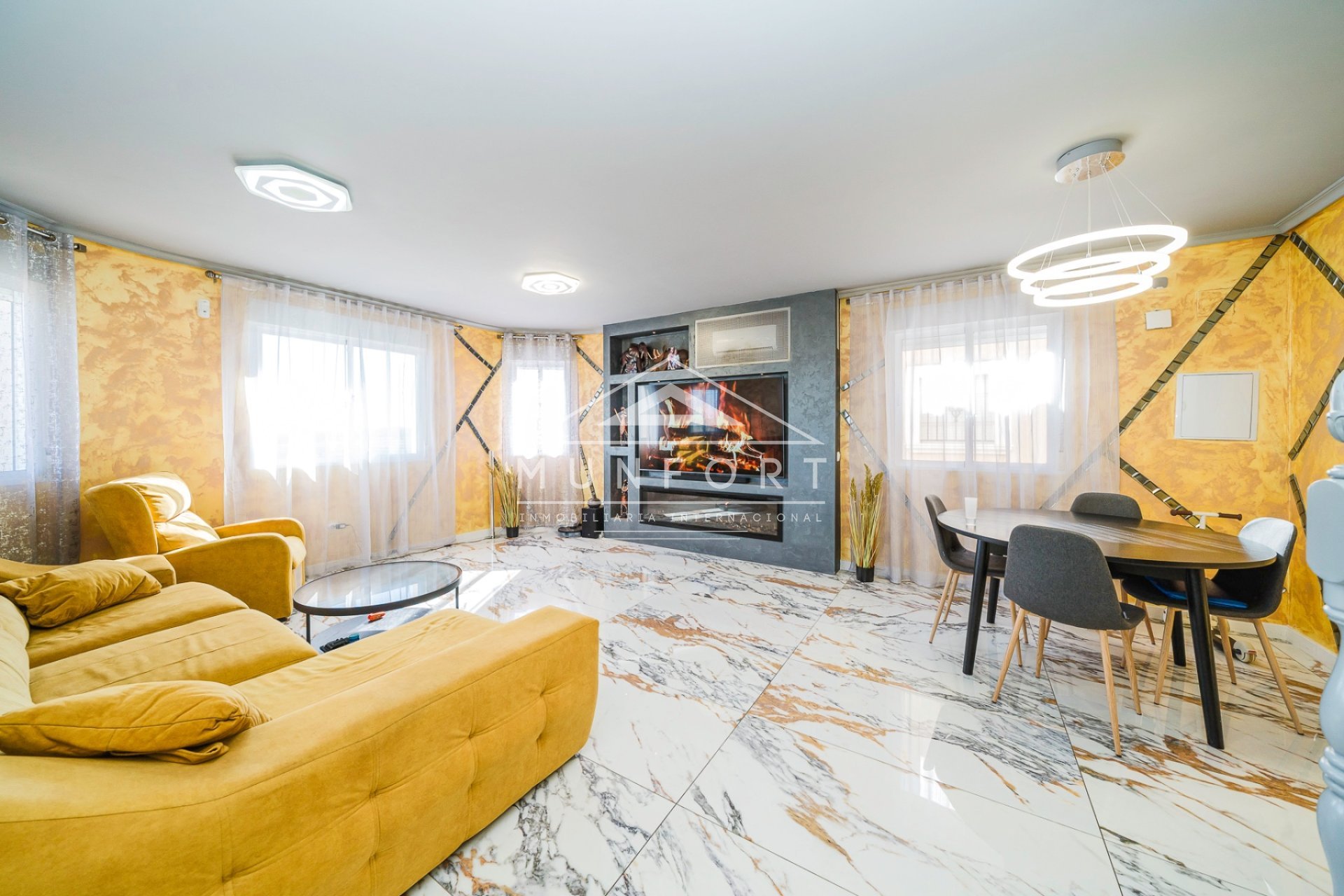 Resale - Villas -
San Miguel de Salinas