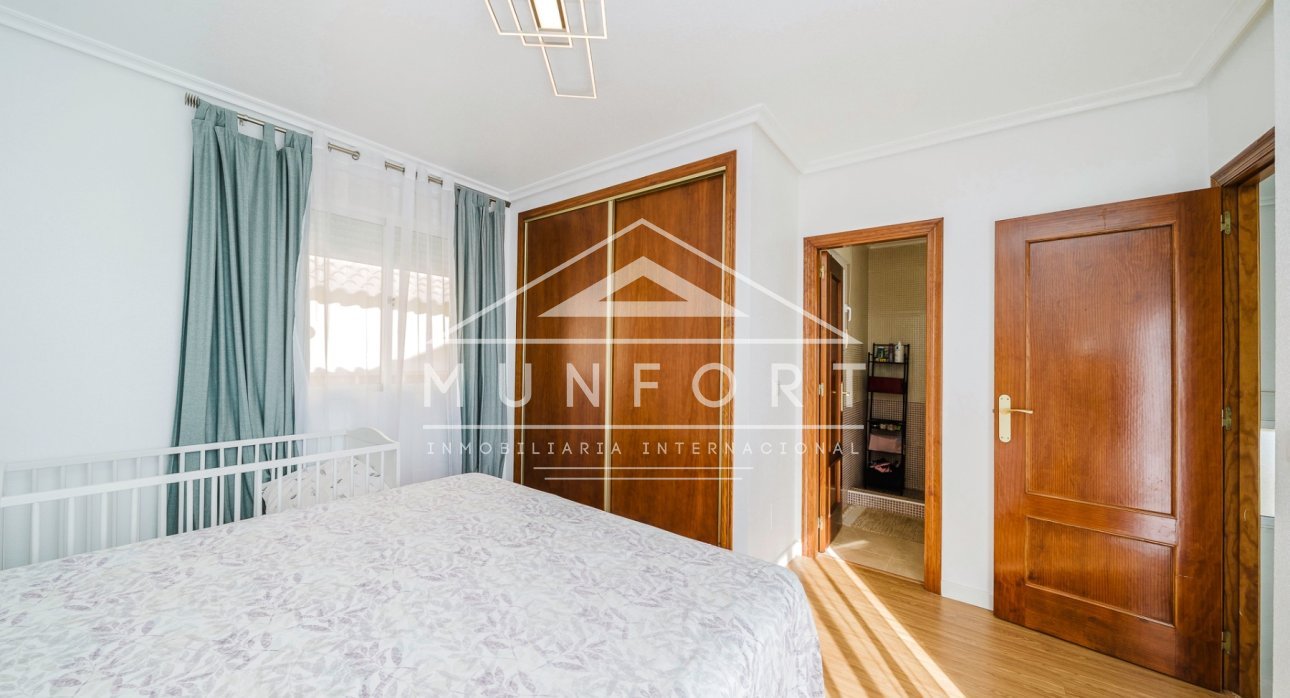 Resale - Villas -
San Miguel de Salinas