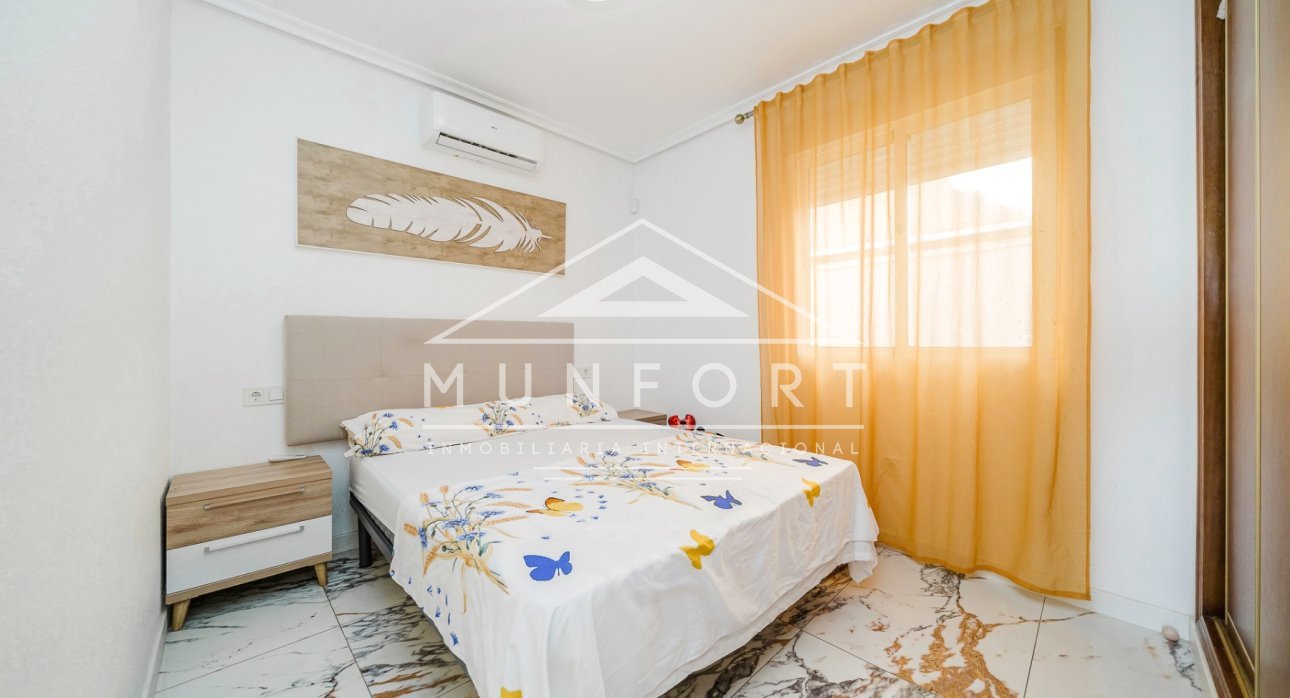 Resale - Villas -
San Miguel de Salinas