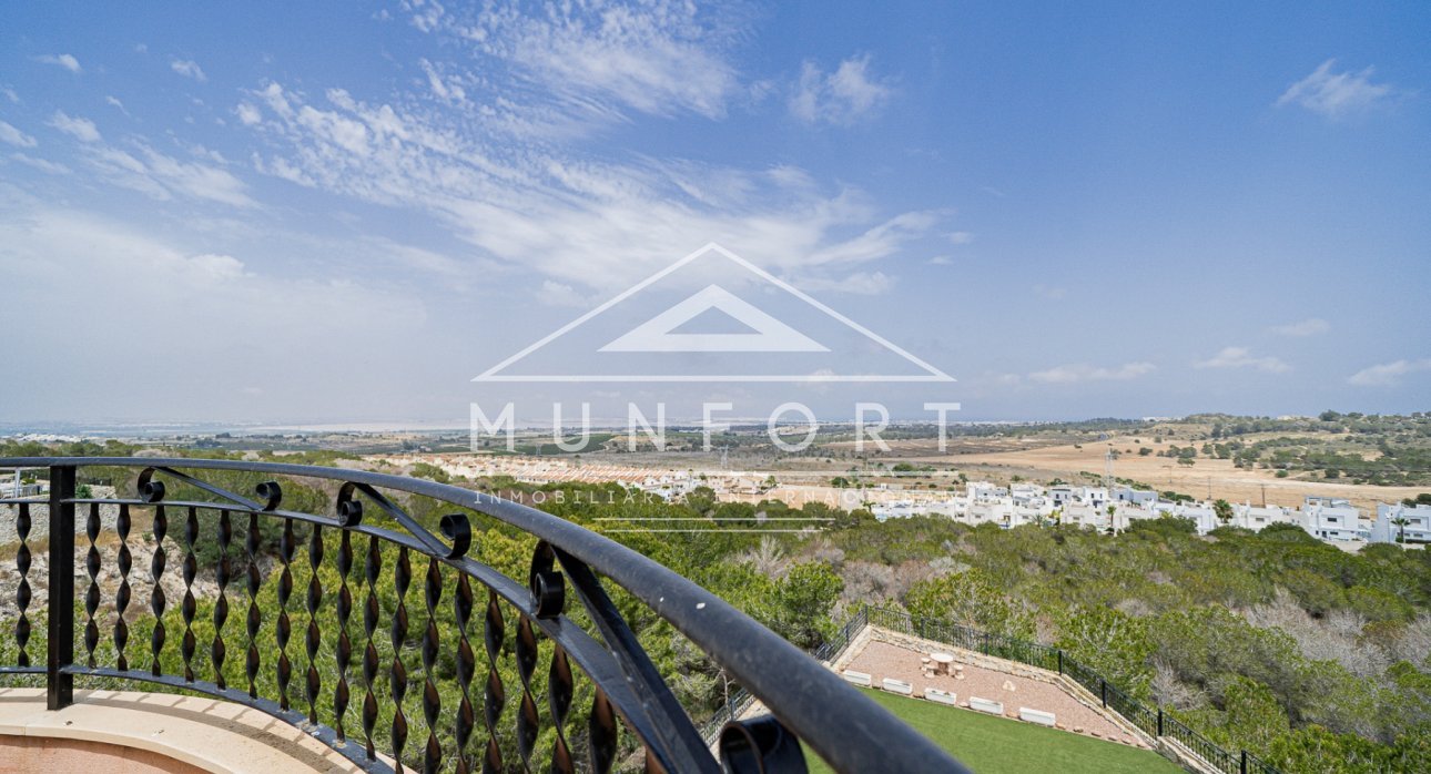 Resale - Villas -
San Miguel de Salinas