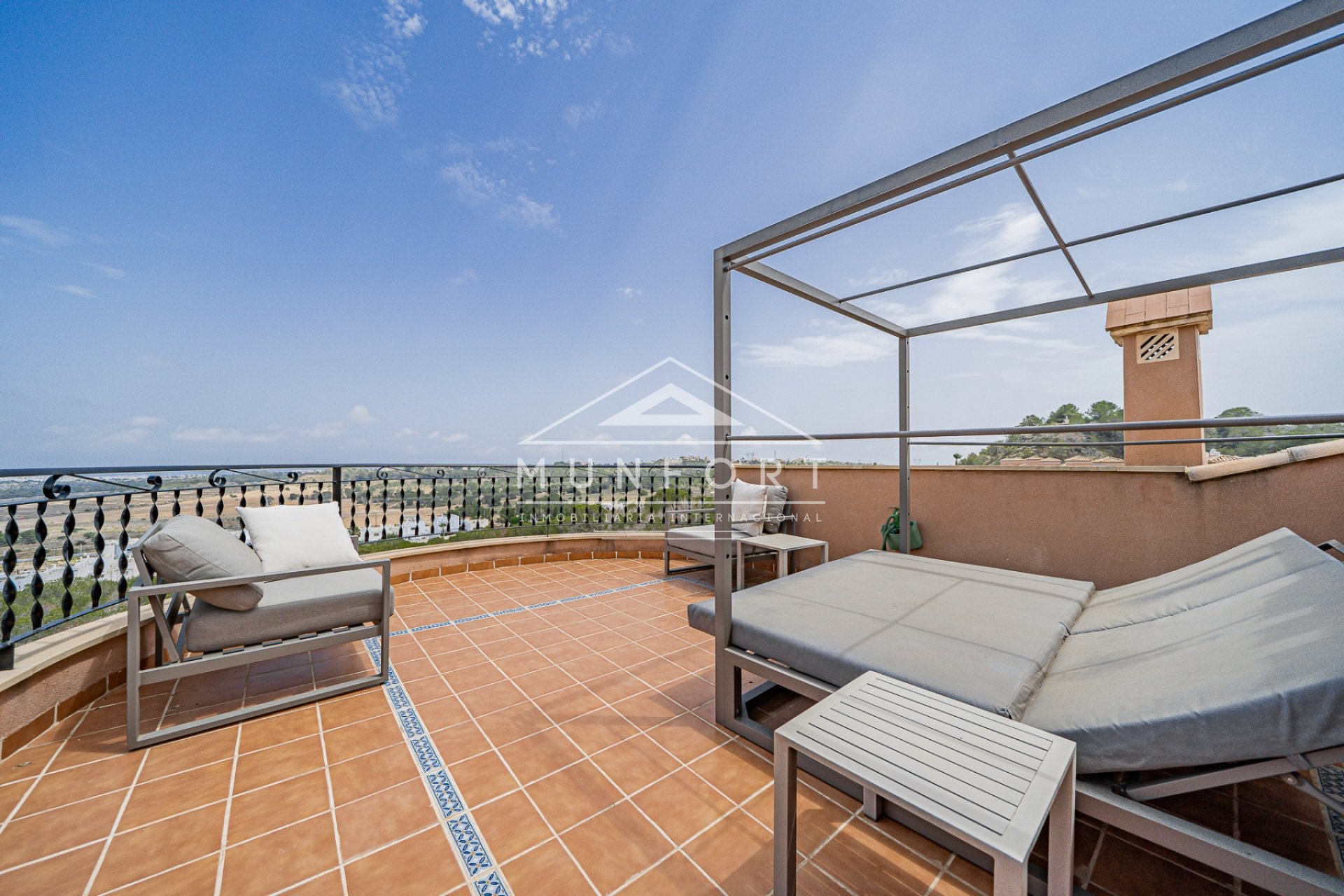 Resale - Villas -
San Miguel de Salinas