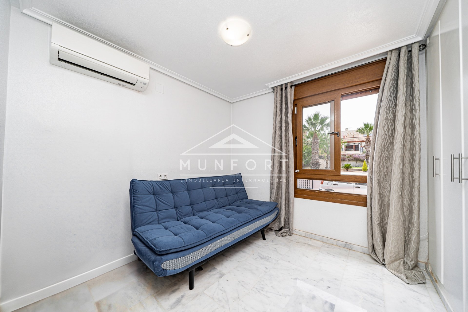 Resale - Villas -
San Miguel de Salinas