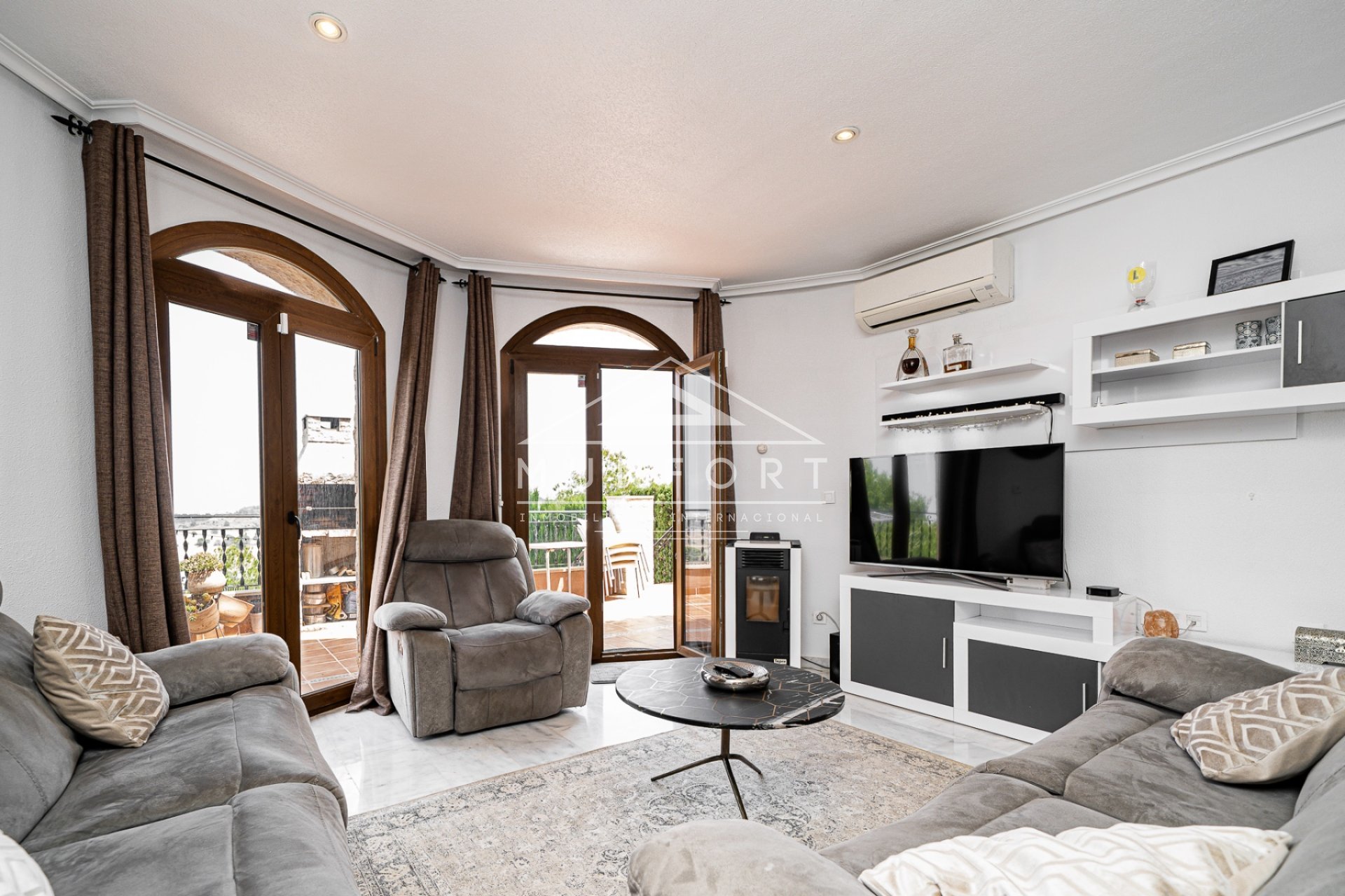 Resale - Villas -
San Miguel de Salinas