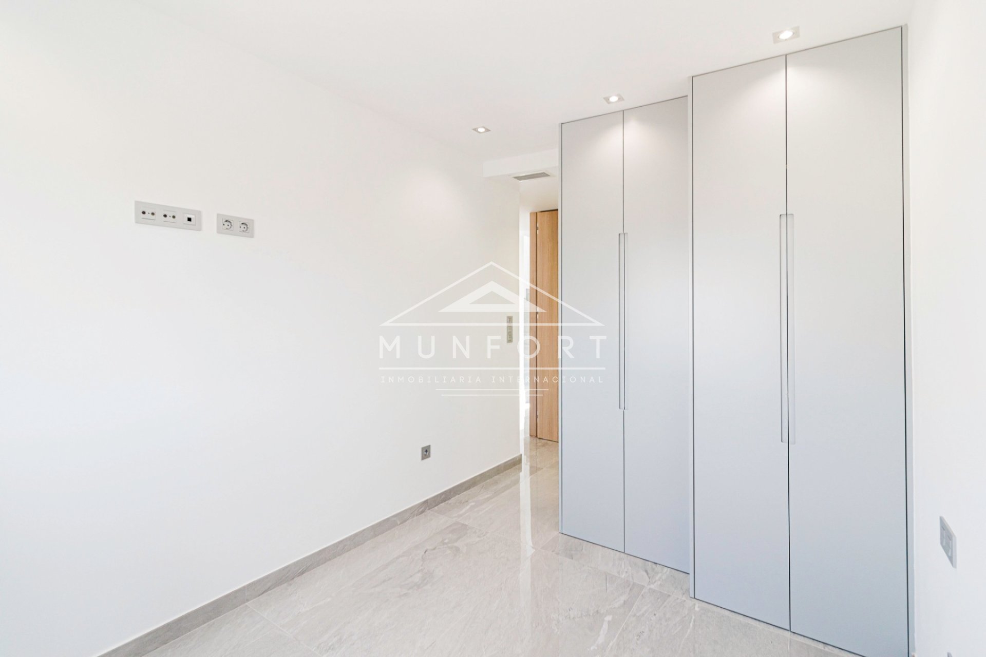 Resale - Villas -
San Pedro del Pinatar - Lo Pag&aacute;n