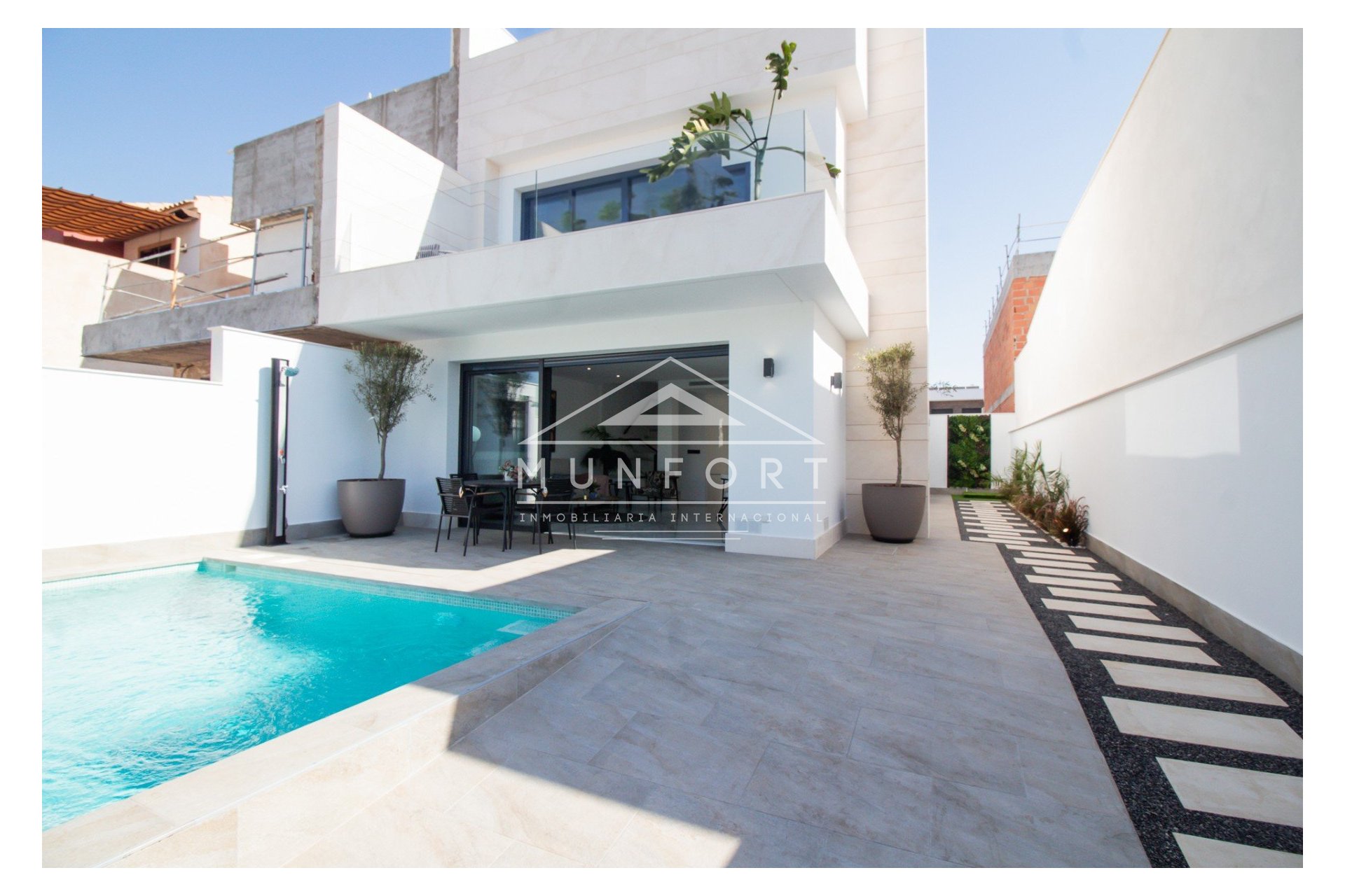 Resale - Villas -
San Pedro del Pinatar