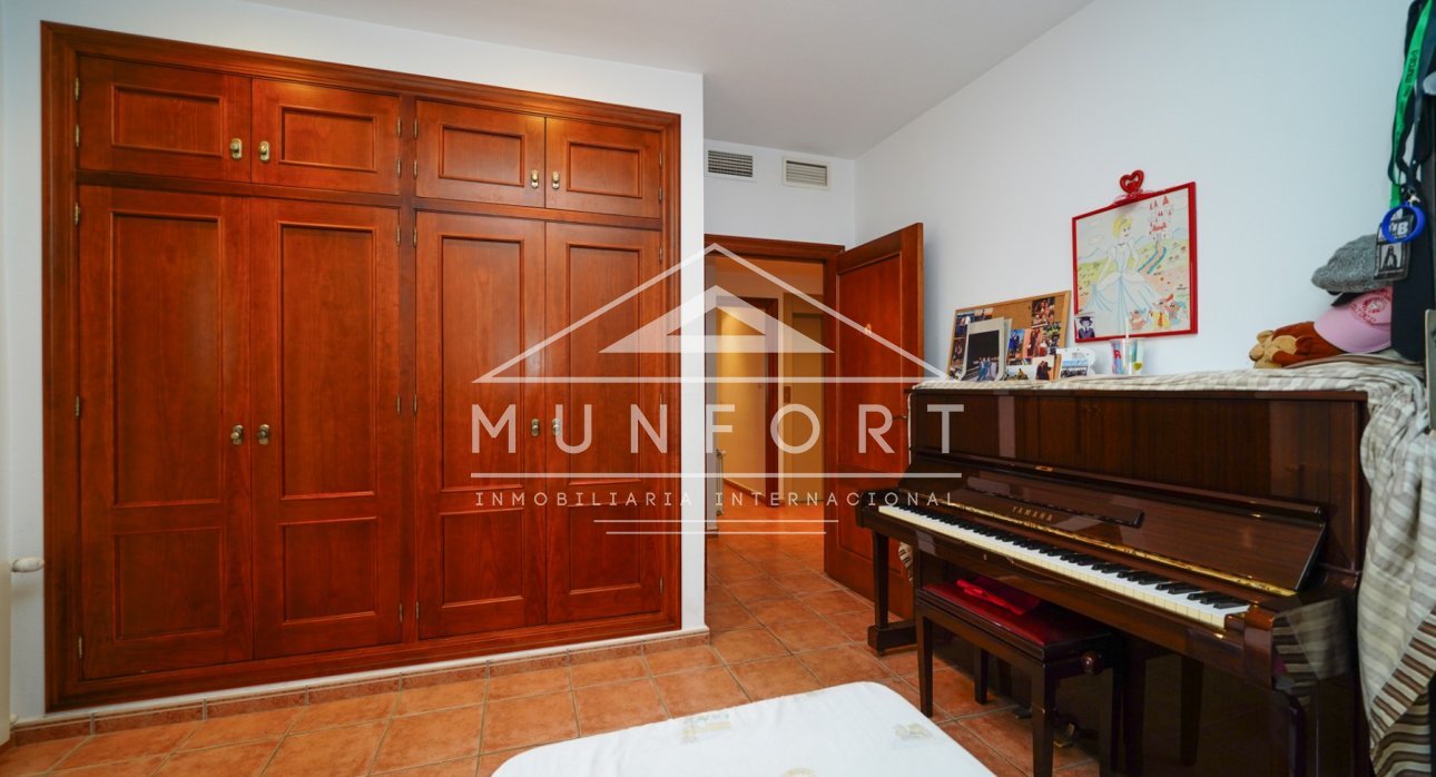 Resale - Villas -
San Pedro del Pinatar