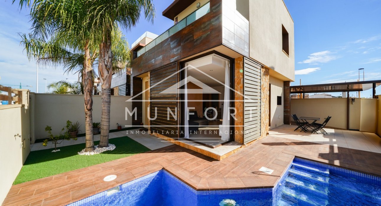 Resale - Villas -
San Pedro del Pinatar