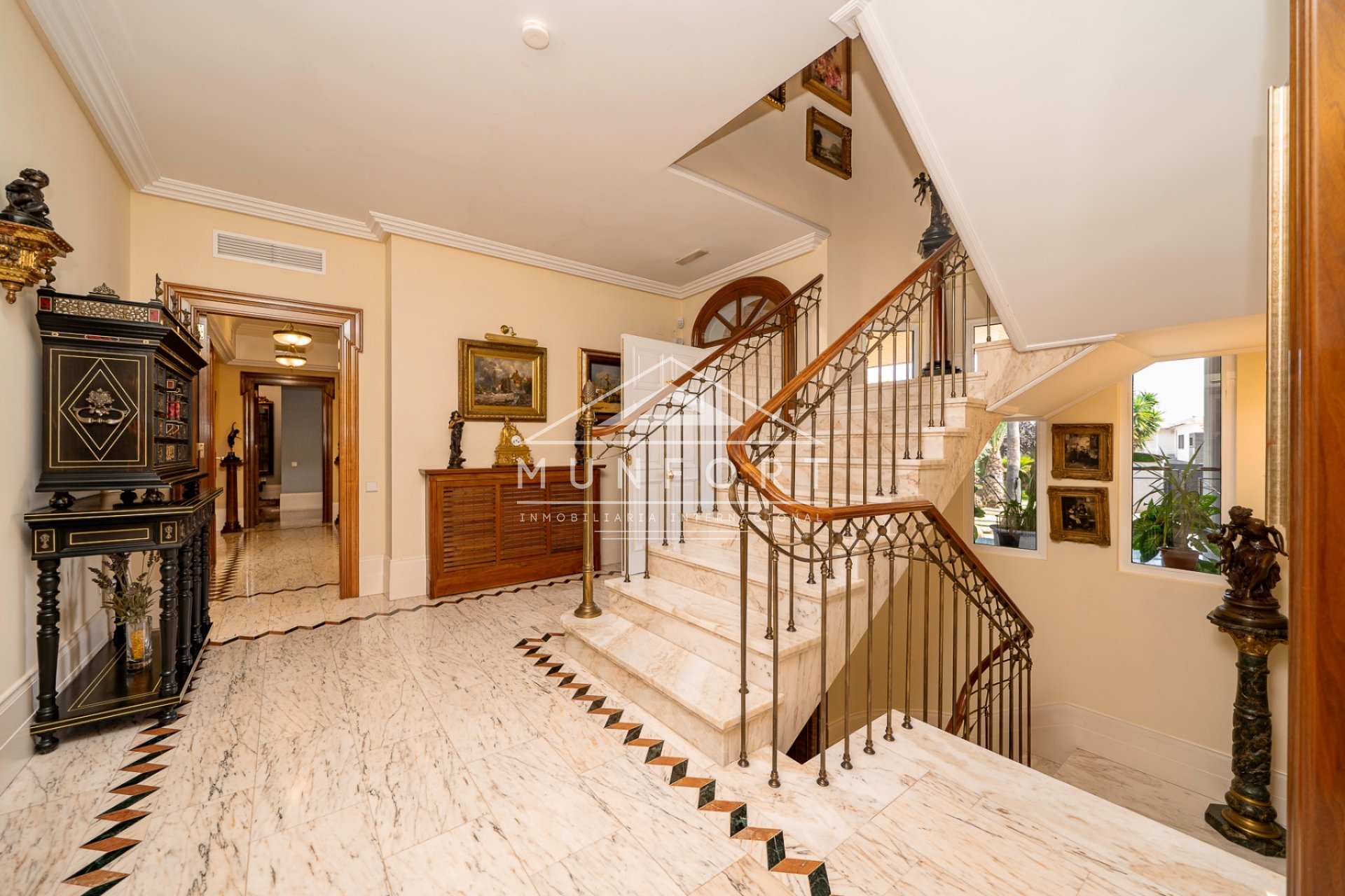 Resale - Villas -
San Pedro del Pinatar