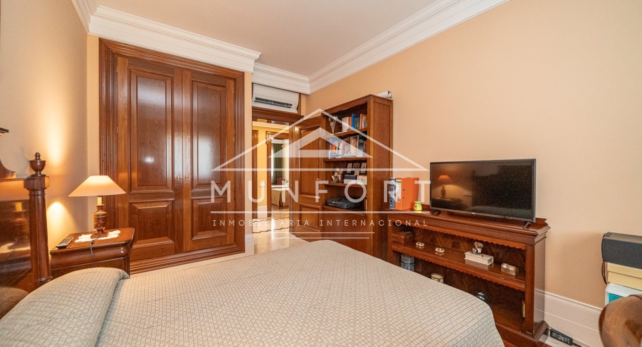 Resale - Villas -
San Pedro del Pinatar