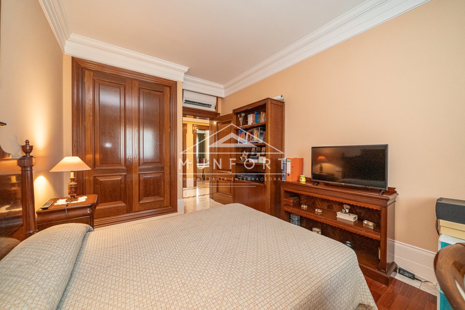 Resale - Villas -
San Pedro del Pinatar