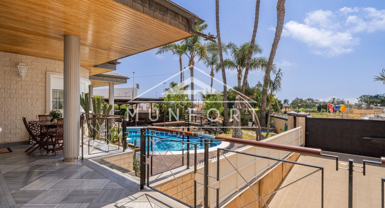 Resale - Villas -
San Pedro del Pinatar