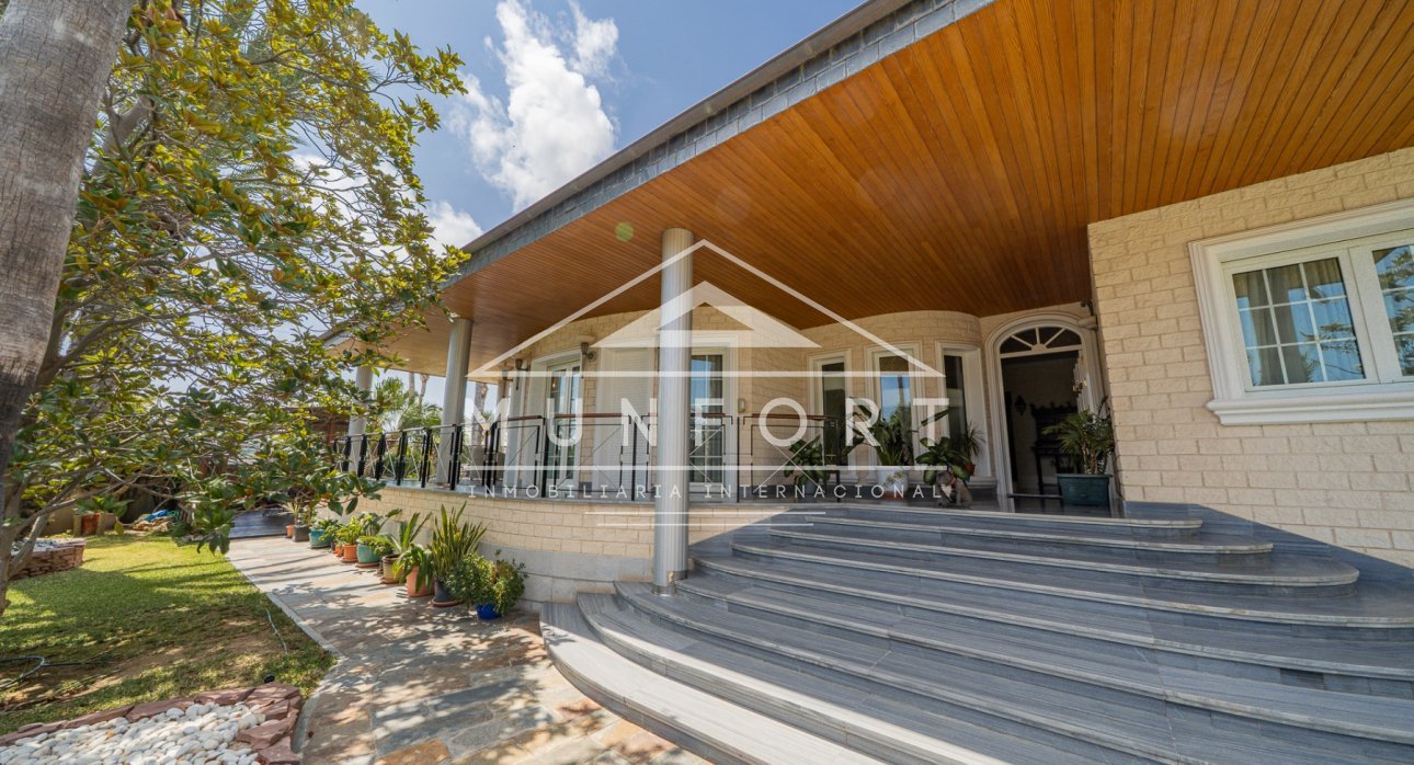 Resale - Villas -
San Pedro del Pinatar