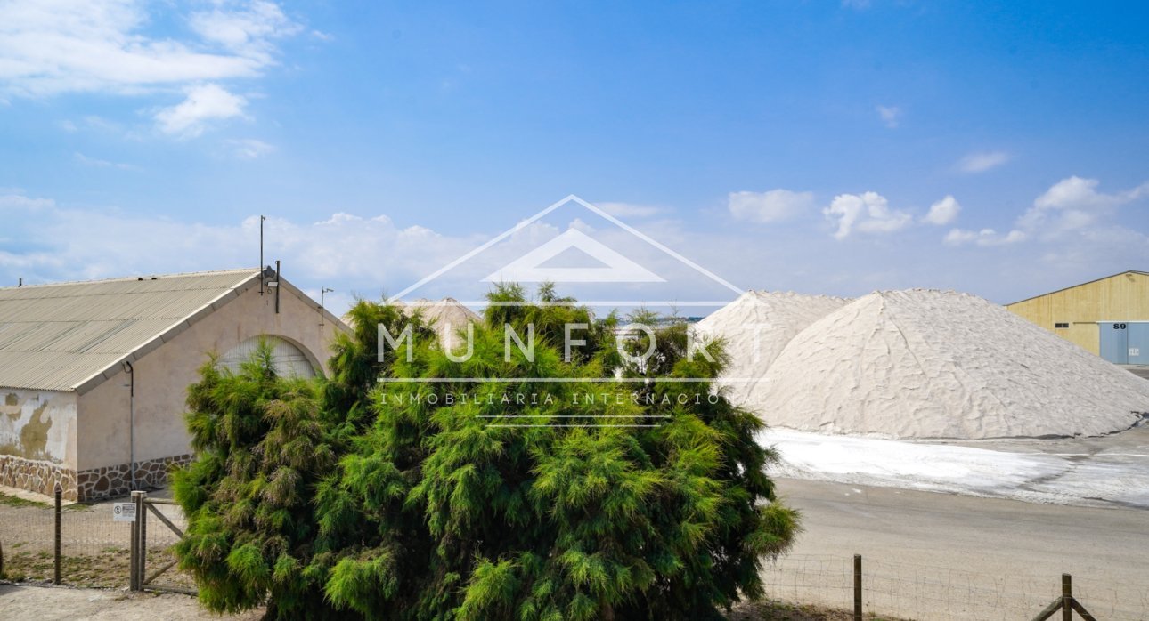 Resale - Villas -
San Pedro del Pinatar