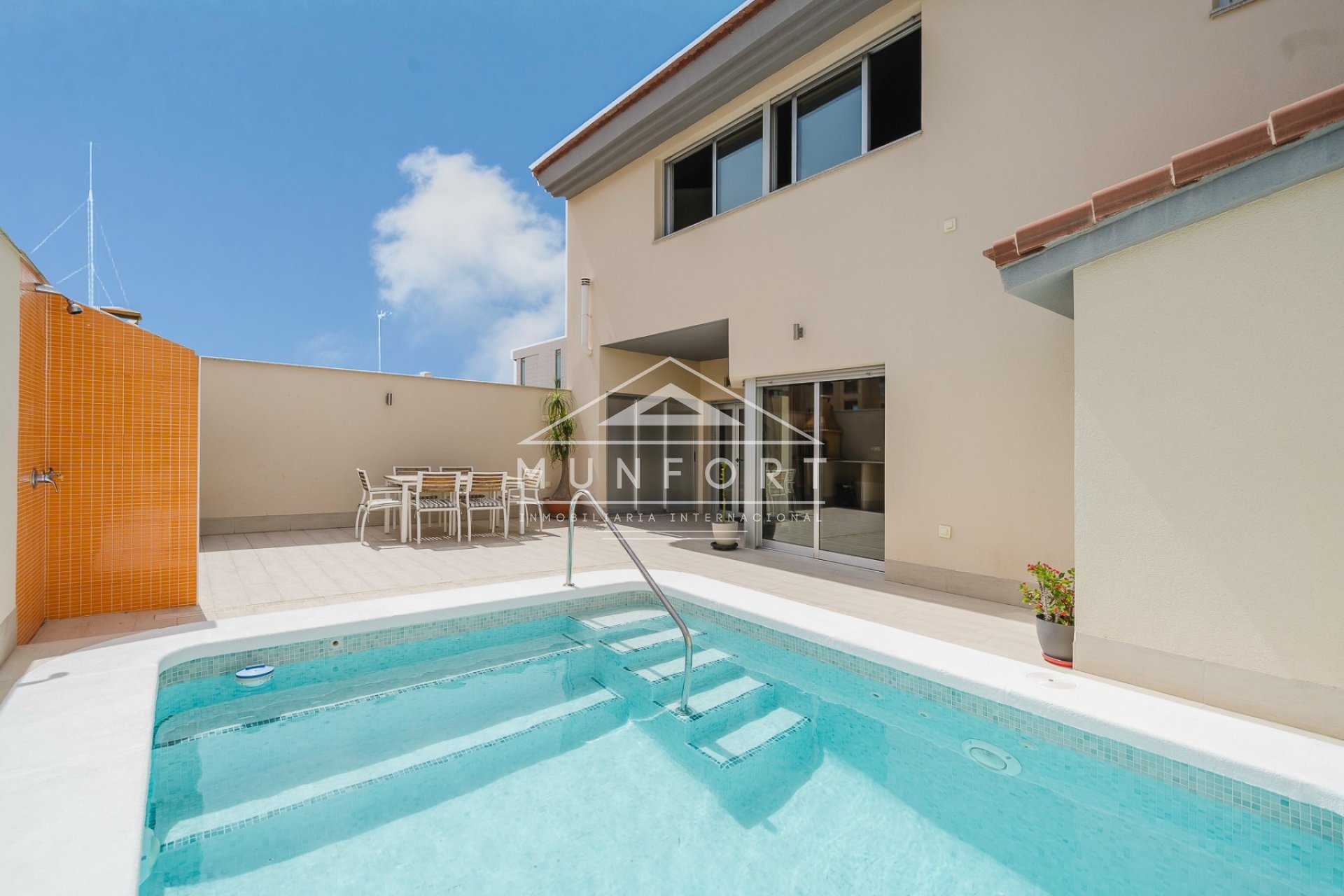 Resale - Villas -
San Pedro del Pinatar