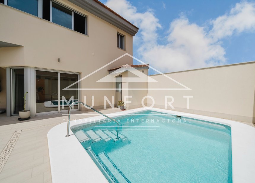 Resale - Villas -
San Pedro del Pinatar
