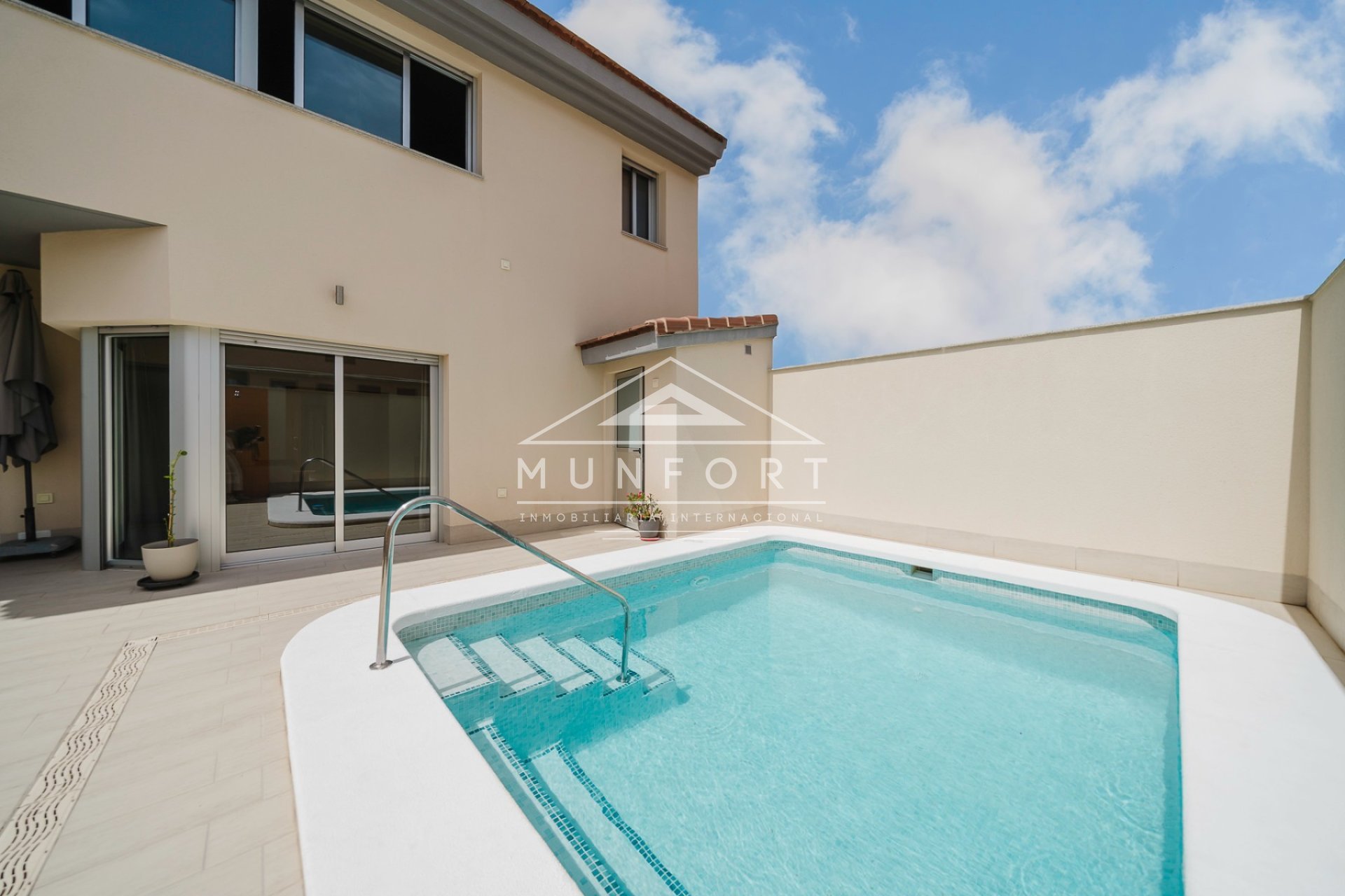 Resale - Villas -
San Pedro del Pinatar