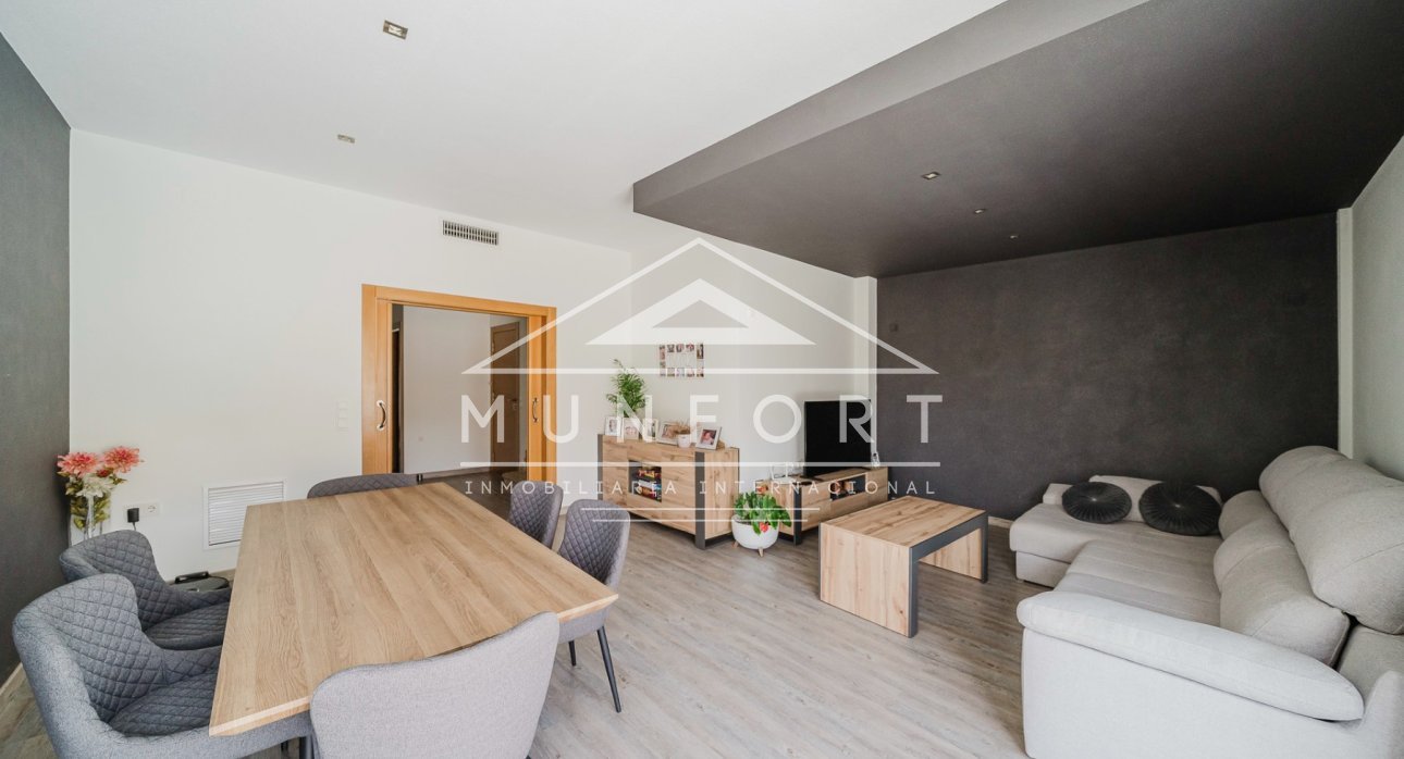 Resale - Villas -
San Pedro del Pinatar