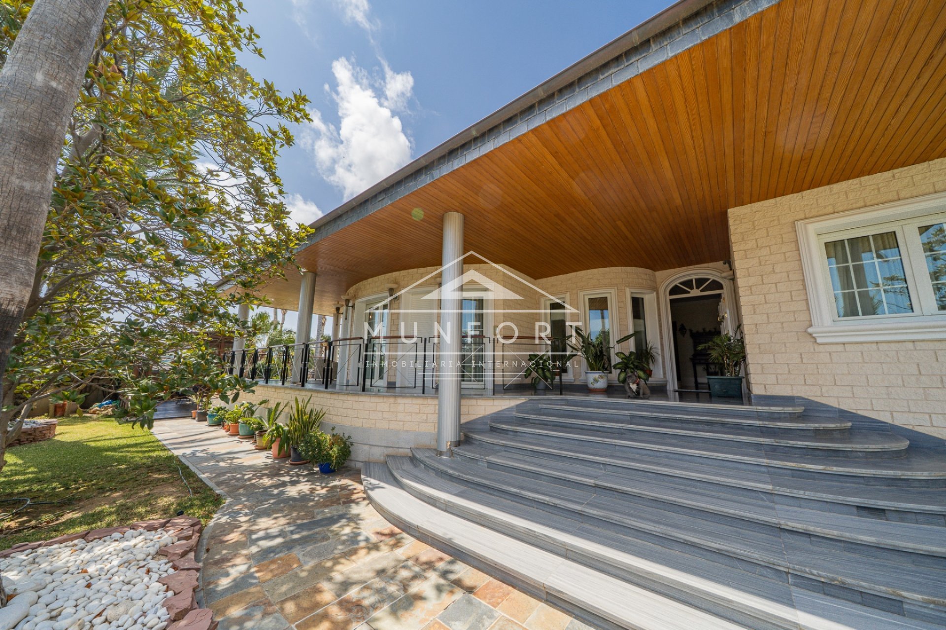 Resale - Villas -
San Pedro del Pinatar